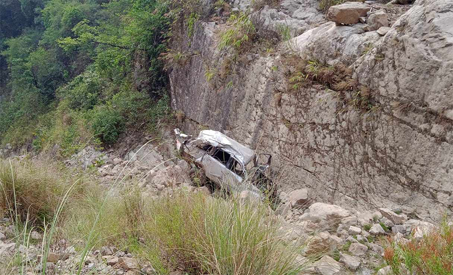 मकवानपुरमा कार दुर्घटना हुँदा २ जनाको मृत्यु