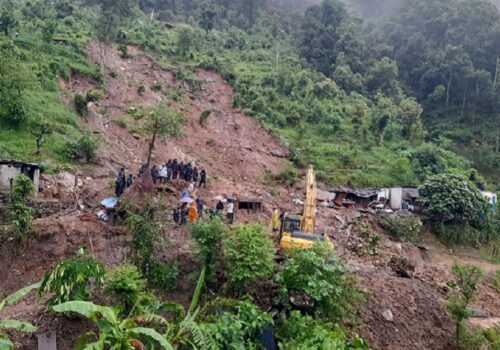 तनहुँमा पहिरोमा पुरिएका थप दुई जनाको शव फेला