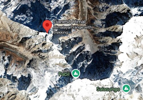 गणेश हिमाल बेस क्याम्पमा २ जना बिरामी सहित १६ जना फसे, खराब मौषमका कारण हेलिकप्टर फर्कियो